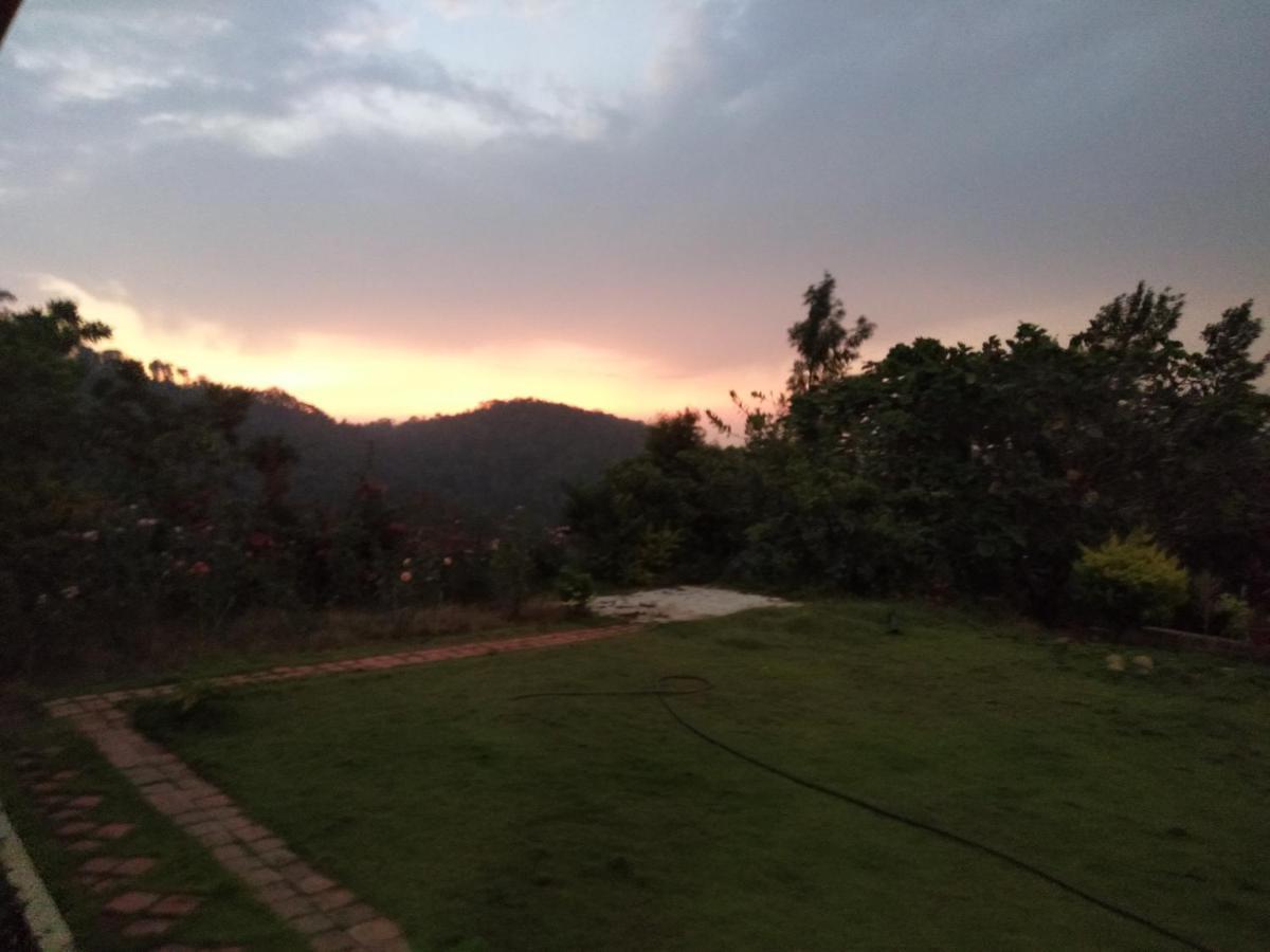 Abiyal Mountain Stay Madikeri Exterior foto